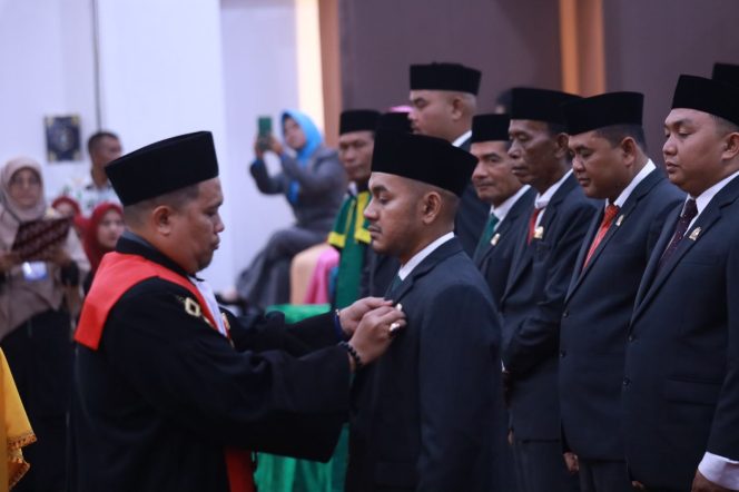 
					Sebanyak 25 Anggota DPRK Nagan Raya Masa Jabatan Tahun 2024-2029 resmi Dilantik : Berikut Namanya