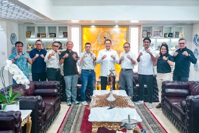 
					Terima Pengurus Keluarga Olahraga Tarung Derajat, Bamsoet Apresiasi Kesiapan Cabor Tarung Derajat Dipertandingkan dalam PON XXI