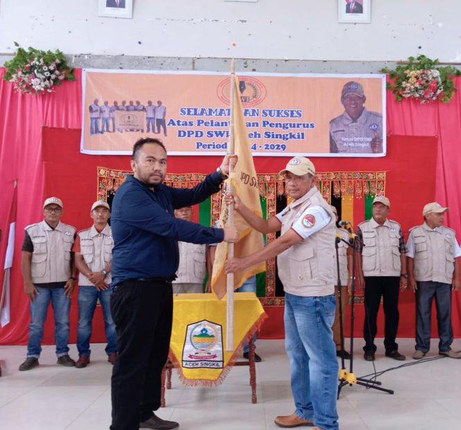 
					15 Wartawan Pengurus SWI Aceh Singkil Resmi Dilantik