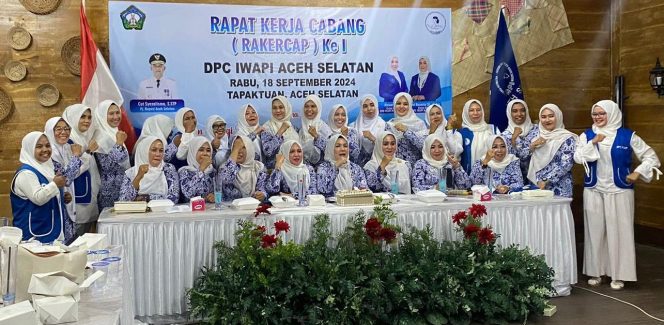 
					Rakercab IWAPI Aceh Selatan, Novi Rosmita: Perempuan Pengusaha Berperan Strategis dalam Pembangunan Indonesia