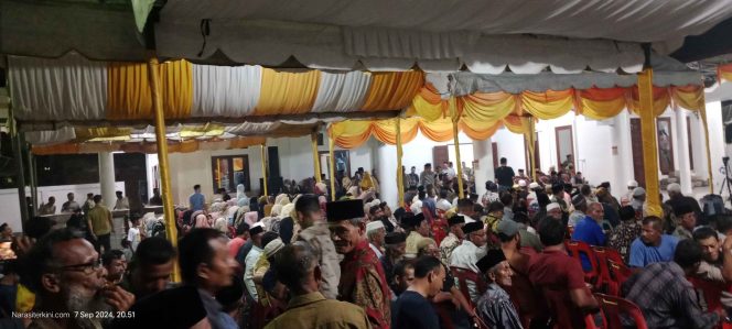 
					Ribuan Pendukung TRK-Sayang Sambut Kehadiran Ampon Bang