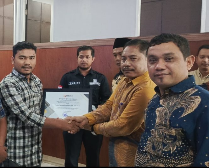 
					DPD SWI Aceh Barat Terima Penghargaan Dari Bawaslu