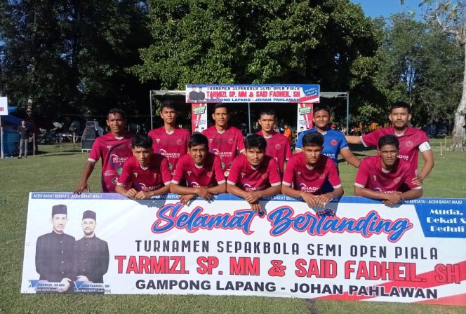
					Tim PST Suak Timah, Foto Bersama di lapangan Andalan, Desa Lapang, Kecamatan Johan Pahlawan, Kabupaten Aceh Barat, Selasa (22/10/2024) foto/dani