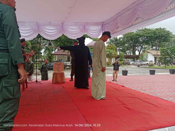 
					Kejari Nagan Raya Eksekusi Hukuman Cambuk Terhadap Terdakwa Pelaku Jarimah Maisir dan Jarimah zina