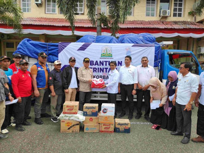 
					Bantu Warga yang terdampak Banjir, Pemkab Nagan Raya Terima Bantuan dari Pemerintah Aceh