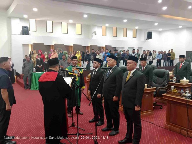 
					Sah Tiga Pimpinan DPRK Nagan Raya Resmi dilantik