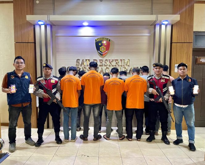 
					Satreskrim Polres Nagan Raya Menangkap 10 Orang Terkait Kasus Judol