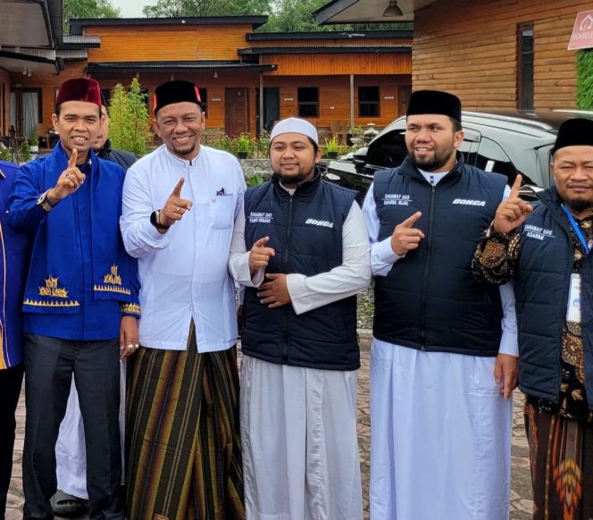 
					UAS dan Cawagub Syech Fadhil Tampil Sepanggung di Bener Meriah 