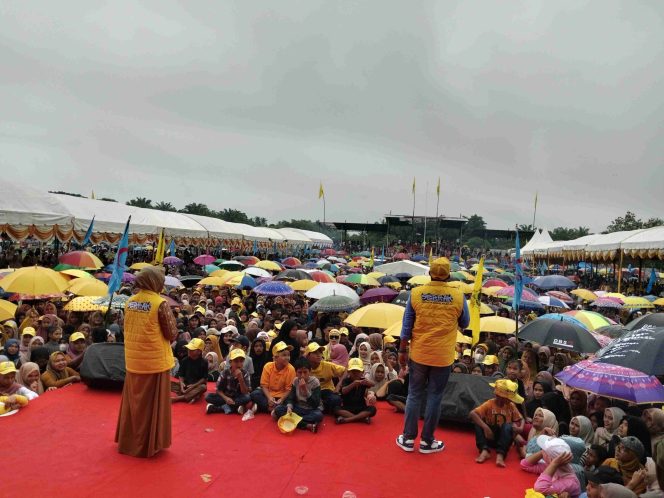 
					Belasan Ribu masyarakat Nagan Raya Hadiri Kampanye Akbar TRK-Sayang