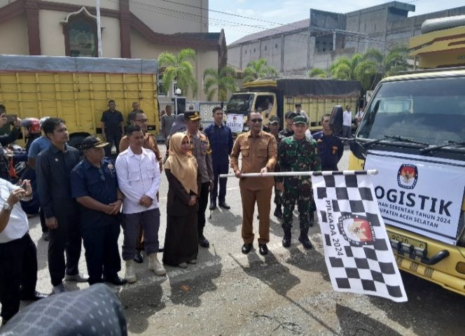
					Bersama Forkopimda, KIP Aceh Selatan Distribusi Logistik Pilkada 2024