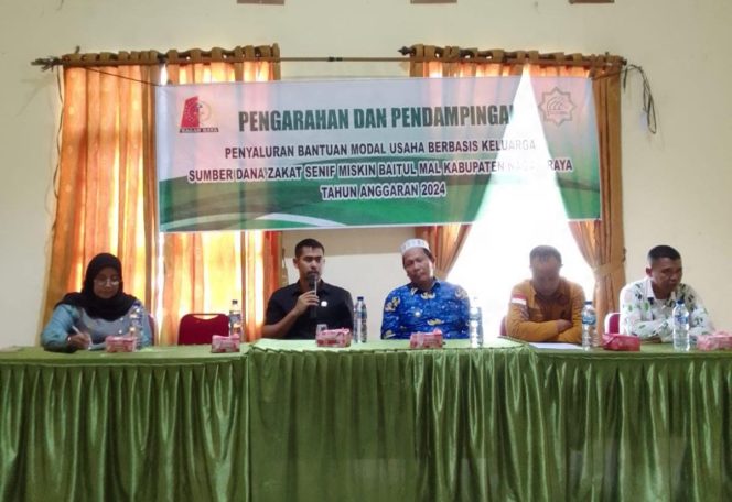 
					Penyerahan Modal Usaha Berbasis Keluarga, M. Khalis: Semoga Bisa Mandiri Sejahtera 
