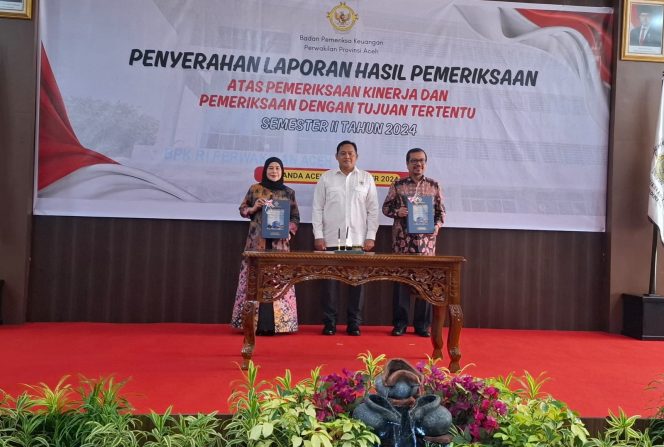 
					Pj Bupati Aceh Barat dan Ketua DPRK Terima Laporan Hasil Pemeriksaan BPK RI