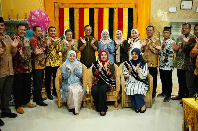 
					Pj Bupati Nagan Raya Sambut Kunjungan Kerja Ketua Dekranas Aceh