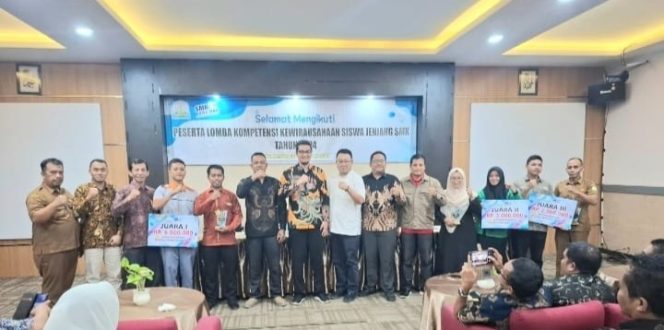 
					SMKN 2 Karang Baru Aceh Tamiang Raih Juara 1 Lomba Kompetensi Kewirausaan 2024 Jenjang SMK