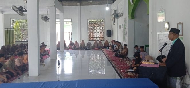
					Usai Ujian Guru SMP dan SMA Sirajul ‘Ibad Gelar Acara Bagi Raport, Ini Pesan Pimpinan Yayasan