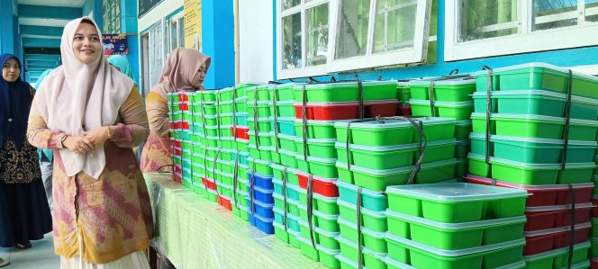 
					854 Siswa Negeri MIN 11 Aceh Barat Dapat Makan Bergizi Gratis Dari Pemerintah