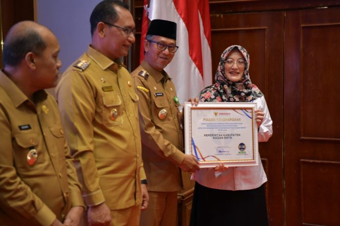 
					Pemkab Nagan Raya Kembali Raih Penghargaan Predikat Zona Hijau dari Ombudsman RI