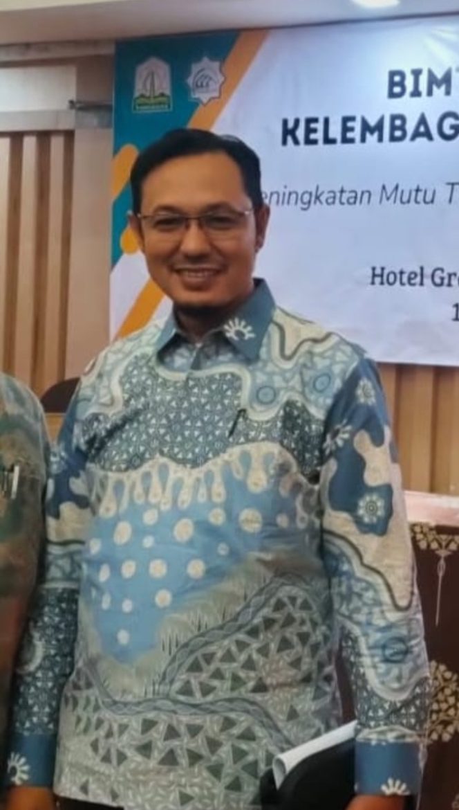 
					Syafriadi Sebut Ekonomi Menjadi Penyebab Utama yang Mendorong Kelompok Rentan Terlibat Permasalahan Hukum