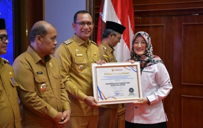 
					Aceh Selatan Sukses Pertahankan Capaian Penyelenggaraan Publik dari Ombudsman RI