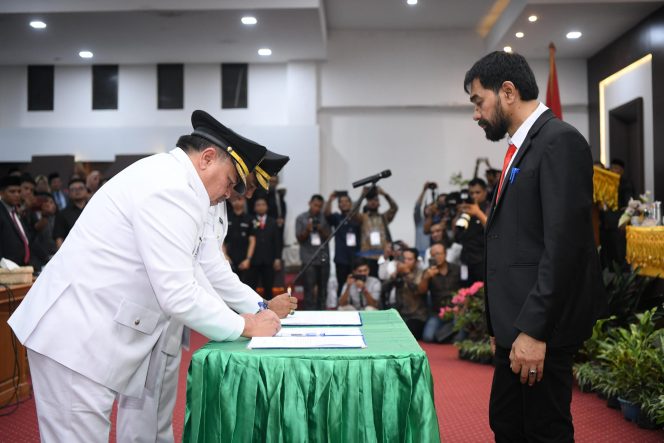 
					Bupati dan Wakil Bupati Nagan Raya Resmi Dilantik
