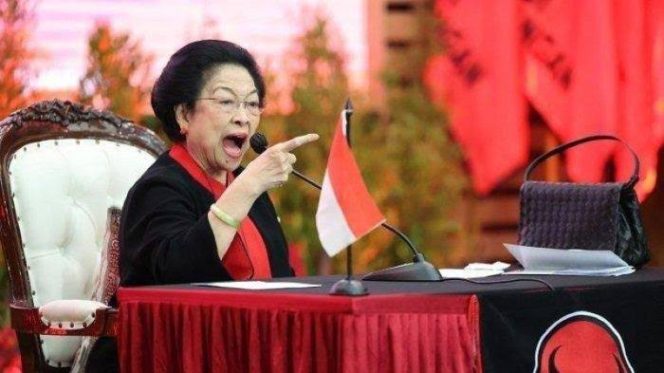 
					Megawati Soekarnoputri, Presiden kelima RI Sekaligus Ketua Umum PDIP, sumber Foto/Tribunbanyumas.com