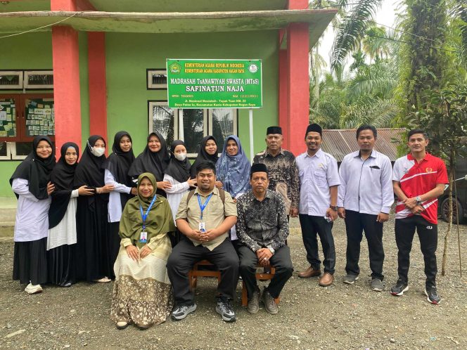 
					MTs Safinatun Naja Raih Akreditasi B dari BAN-PDM