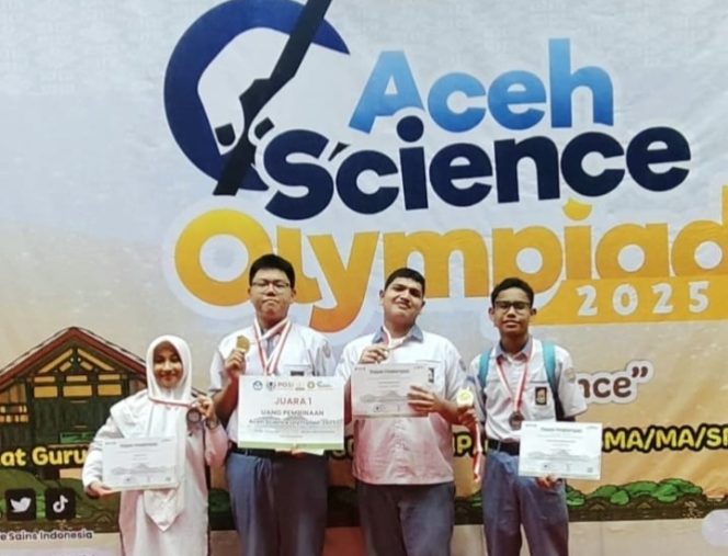 
					Ajang POSI 2025, Tiga Siswa SMAN 3 Banda Aceh Raih Medali Emas