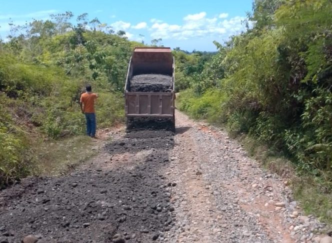 
					PUPR Aceh Barat Tingkatkan Kualitas Jalan Blang Mee- Seuradeuk 7,5 Kilometer