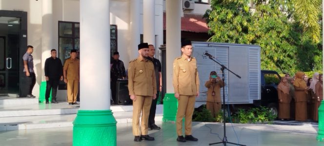 
					Bupati Aceh Barat, Tarmizi SP Pimpin Apel Perdana, Senin (3/3/2025) foto/dani