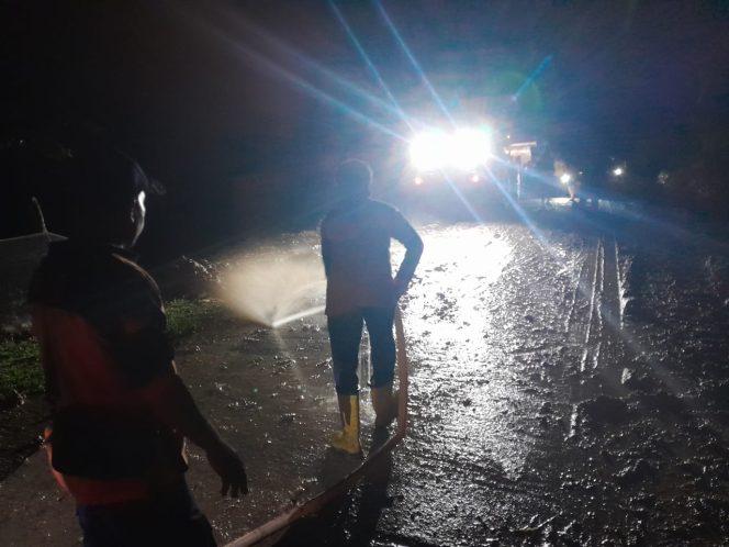
					PUPR Aceh Barat Tanggap Cepat Akses Jalan Meulaboh -Tutut Kembali Normal