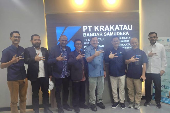 
					Bupati Nagan Raya Bertemu Dirut PT Krakatau Steel, Bahas Peluang Investasi