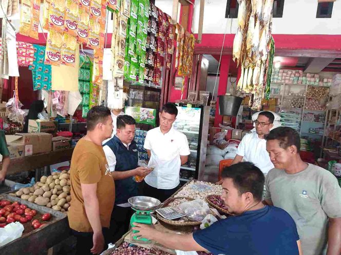 
					Pastikan Minyak Kita Sesuai Takaran, Polres Aceh Jaya Bersama Disperindag Lakukan Sidak ke Pasar   