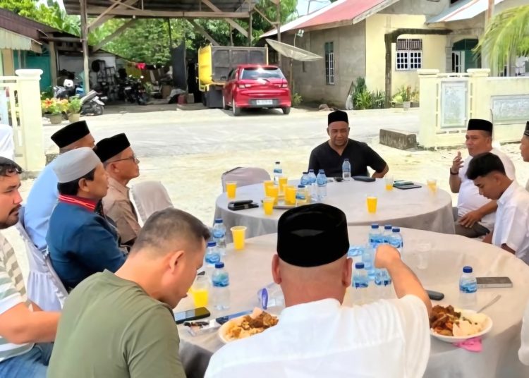 Wakil Bupati Nagan Raya Raja Sayang menggelar open house di kediaman beliau, Selasa (1/4/2025) |  foto : ist