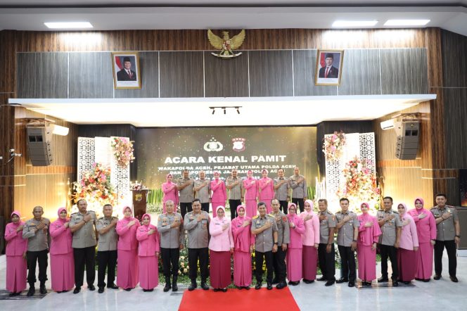 
					Gelar Acara Kenal Pamit, Kapolda Aceh Harap Pejabat Baru Segera Fokus terhadap Pelayanan Terbaik bagi Masyarakat