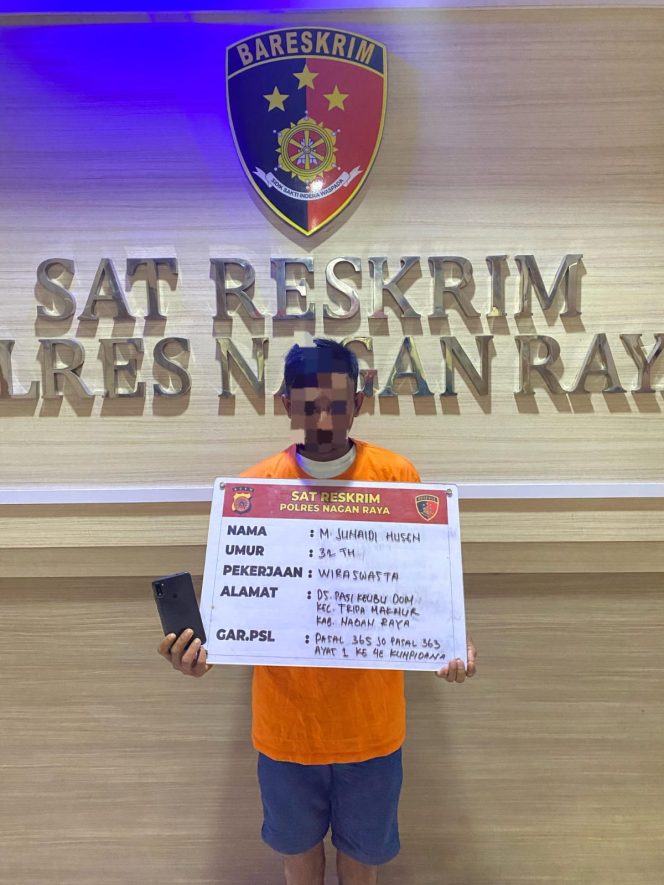 
					Polisi berhasil Amankan Dua Terduga Pelaku Penjambretan di Simpang Peut, Kamis (10/4/2025). | foto : Narasiterkini