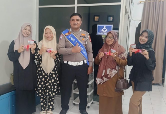 
					Peringati Hari Kartini, Sat Lantas Polres Nagan Raya Utamakan Pelayanan untuk Kaum Perempuan 