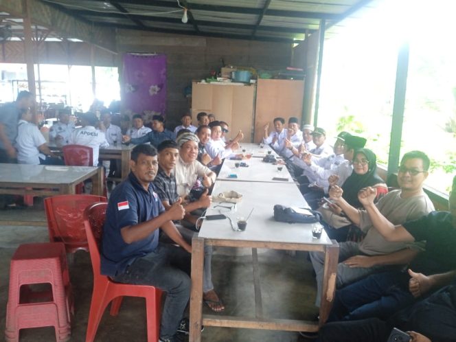 
					Coffee Morning Bersama, Keuchik di Darul Makmur Ajak Insan Pers Kolaborasi Membangun Gampong