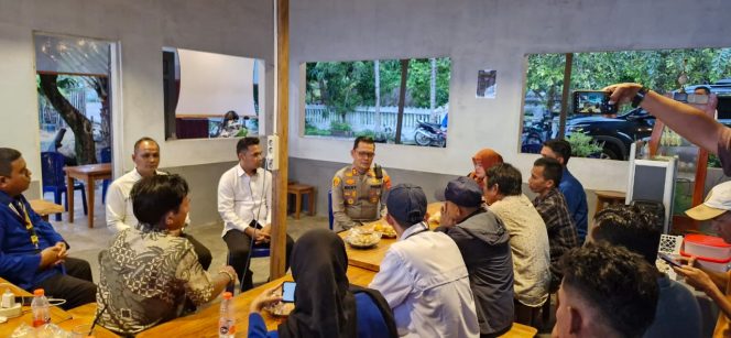 
					Kapolres Aceh Selatan Gelar Silahturahmi Bersama Awak Media, Ketua IWO Beri Apresiasi