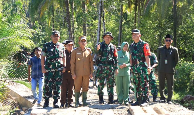 
					TMMD ke- 124 Wilayah Kodim Aceh Selatan Resmi Dibuka, Wakil Bupati : Ini Upaya Percepatan Pembangunan Daerah
