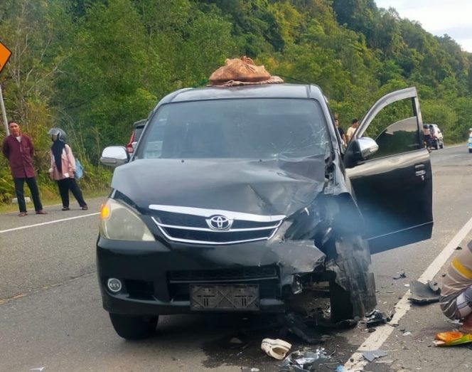 
					Unit Avanza Alami Kecelakaan Di Aceh Jaya, Satu Orang Meninggal Dunia