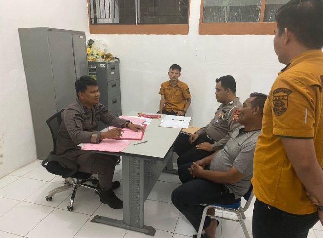 
					Satlantas Polres Asel Serahkan Tersangka Kecelakaan Lalin ke Kejari Setempat