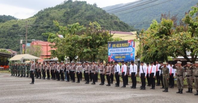 
					Tertib Berlalu Lintas Wujutkan Indonesia Emas, Polres Asel Gelar Apel Pasukan Patuh Seulawah 2025