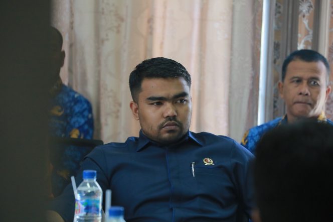 
					Tak Banyak Retorika, Anggota DPRK ini Ajak Rekan Seprofesi Bangun Masjid Giok Melalui Dana Pokir