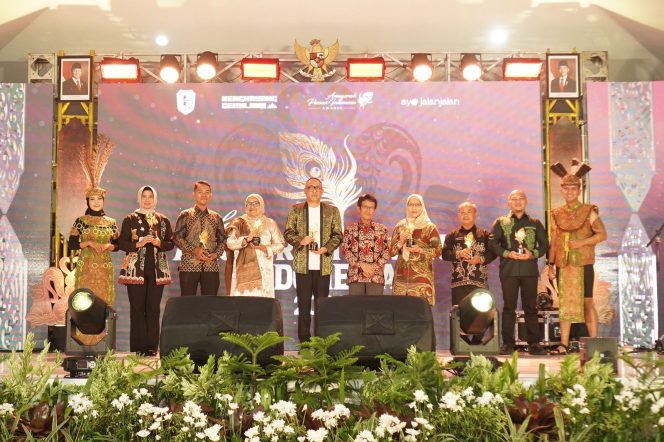 
					Nagan Raya Raih Dua Penghargaan dalam Anugerah Pesona Indonesia 2025