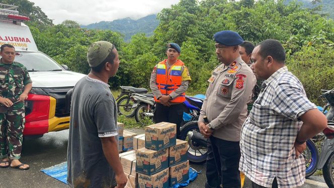 
					Batalyon C Pelopor Sigap Tangani Banjir di Beutong Ateuh Banggalang