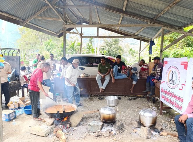 
					SWI Aceh Barat Hadirkan Secercah Harapan Lewat Dapur Umum Kuah Belangong Untuk Korban Banjir Beutong Ateuh Banggalang