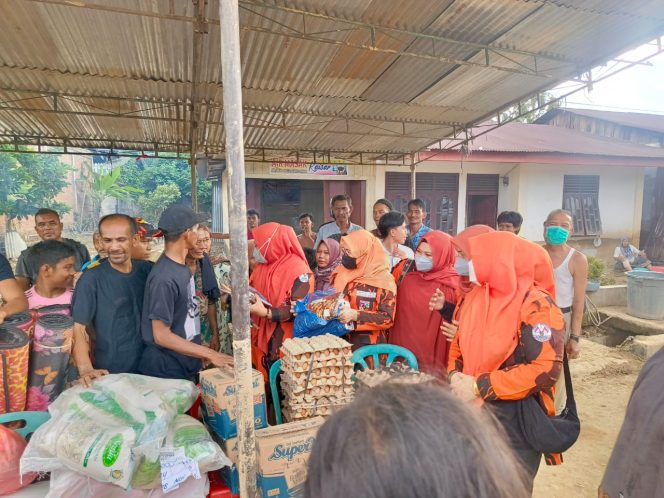 
					Peduli Warga Terdampak Banjir, MPC Pemuda Pancasila dan Srikandi PP Nagan Raya Salurkan Sembako 