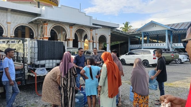 
					Peduli Saudara, IKNR Jakarta Keliling dari Beutong Ateuh Hingga ke Tripa Bantu Warga Terdampak Banjir Bandang