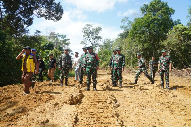 
					Aster Kodam IM Tegaskan Pembangunan Nonfisik Lebih Penting Daripada Pembangunan Fisik di TMMD 