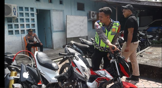 
					Kapolres Nagan Raya Tegas: Tidak Ada Toleransi bagi Pengguna Knalpot Brong dan Balapan Liar di Bulan Ramadhan 1447 H